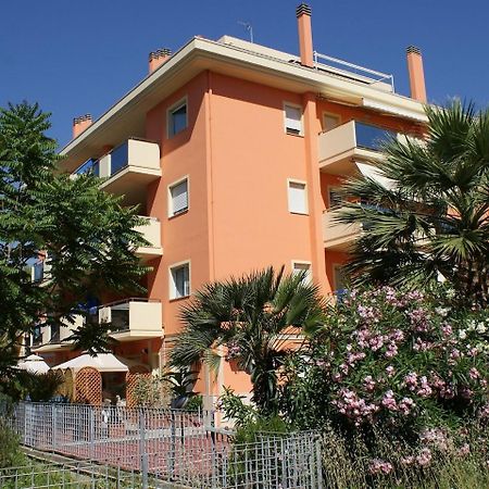 Apartment Azzurra By Interhome ポルト・ダスコリ エクステリア 写真